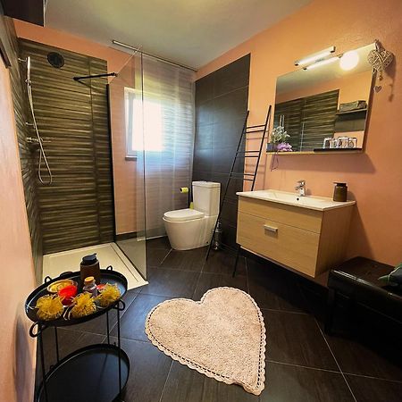 Apartma Sobe Pulec Dobrovo Zewnętrze zdjęcie