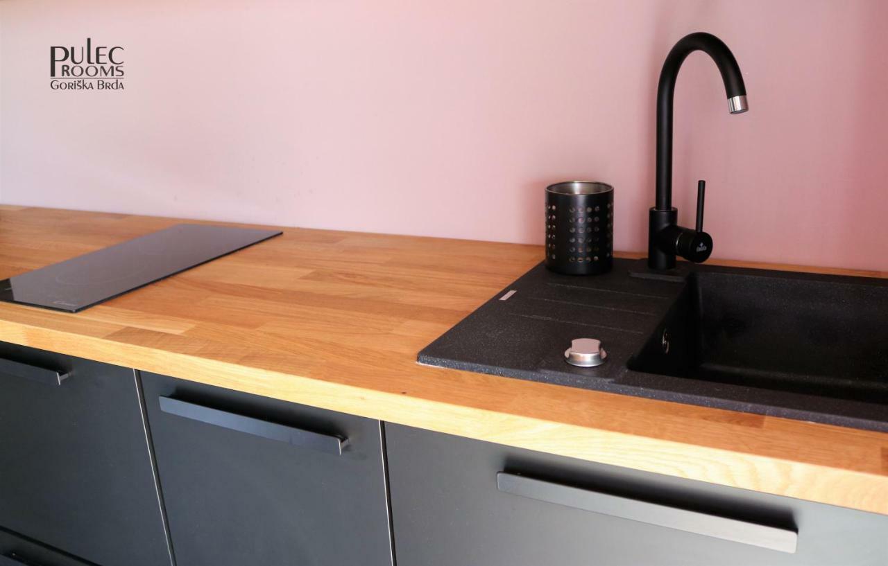Apartma Sobe Pulec Dobrovo Zewnętrze zdjęcie