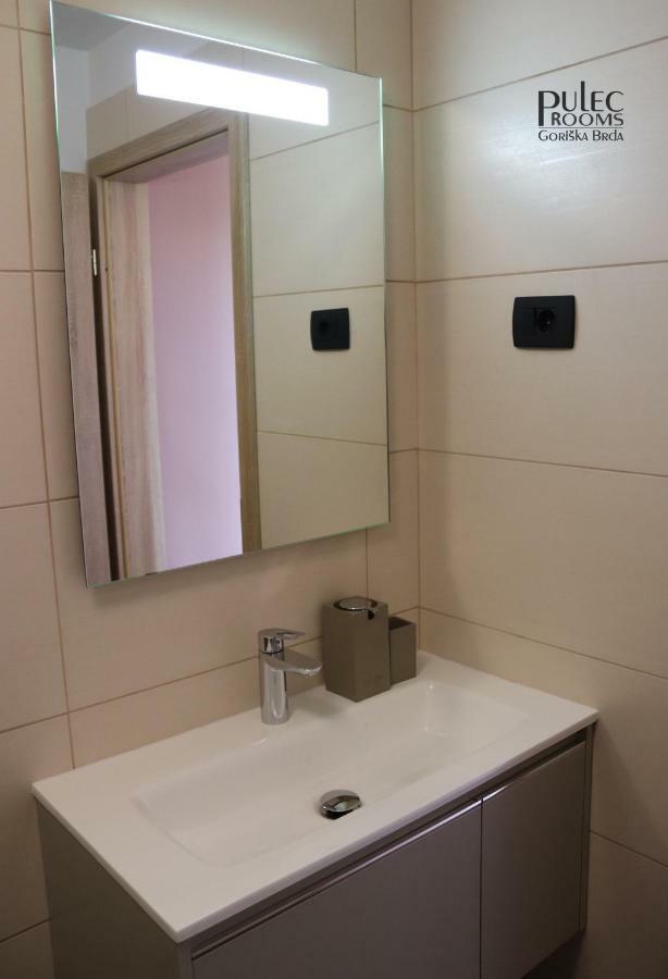 Apartma Sobe Pulec Dobrovo Zewnętrze zdjęcie